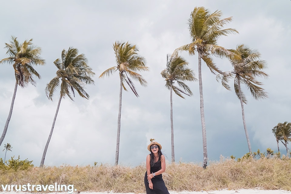 mengunjungi-pulau-ular,-pesonanya-tak-seseram-namanya-—-virustraveling.com