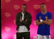 VIDEO: Mbappe Terpukau Lihat Patungnya Dipamerkan di Mademe Tussauds