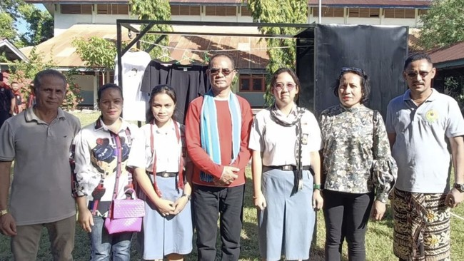 siswa-smkn-4-kupang-sukses-ciptakan-jemuran-pintar-berbasis-internet