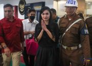 Ekspresi Sandra Dewi Usai Diperiksa 10 Jam di Kejagung – Hukumonline.com