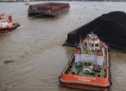 Kapal Tongkang Batu Bara di Jambi Dilempar Molotov, Warga Diduga Marah