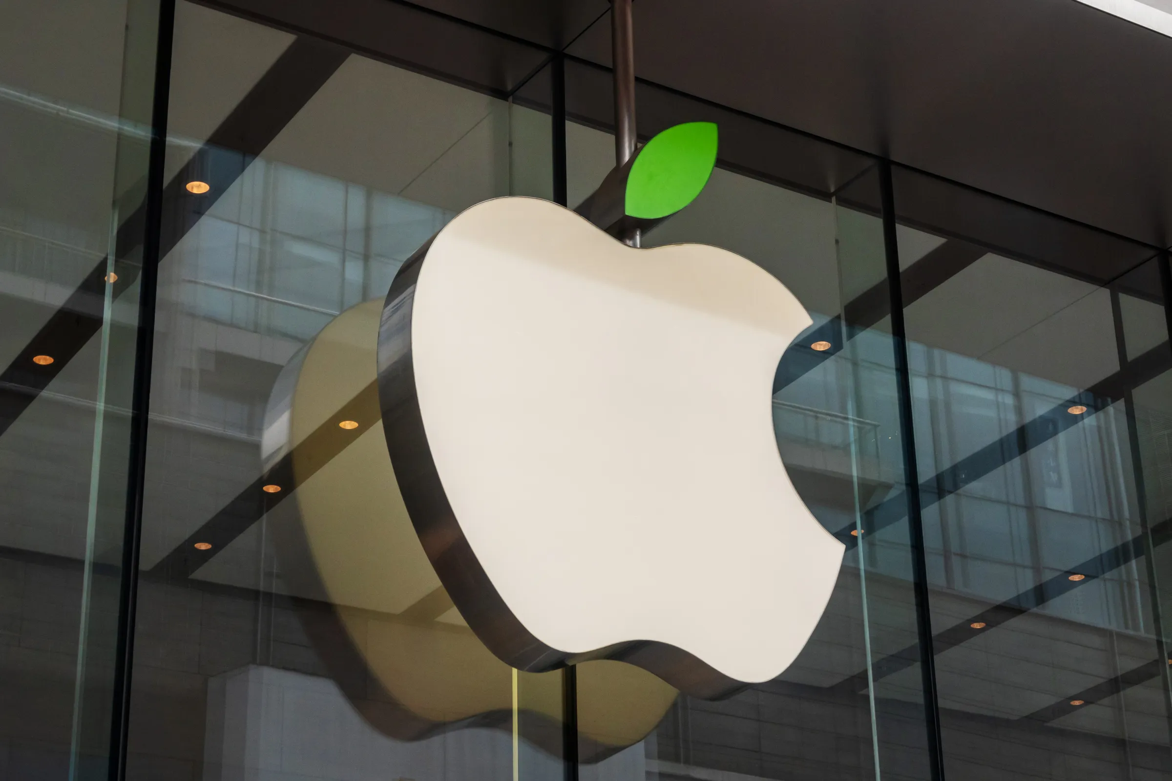 apple-berjuang-lawan-denda-rp-31,2-triliun-terkait-dugaan-praktik-monopoli