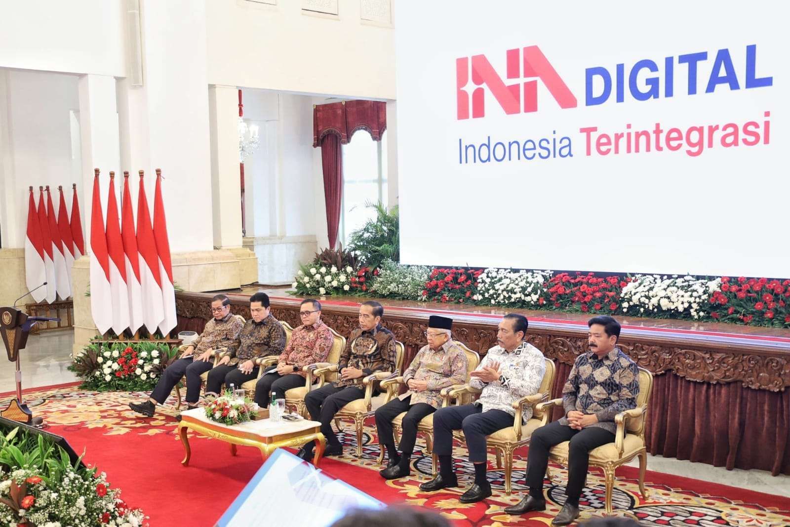 jokowi-luncurkan-govtech-ina-digital:-setop-buat-aplikasi-baru