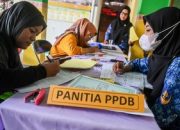 DPRD DKI: Bentuk Call Center untuk Bantu Kesulitan Orang Tua Saat PPDB