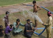 Pakistan Diterpa Gelombang Panas, Suhu Tembus 52 Derajat Celsius