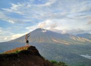 Mendaki Bukit Pergasingan, Amazing Bukit di Sembalun Lombok