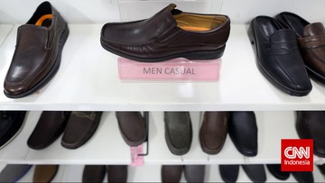 ekspor-alas-kaki-ri-anjlok-21-persen-di-tengah-penutupan-pabrik-bata