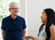 Keren! Pemenang Kompetisi Apple Asal Indonesia Ini Bertemu Langsung dengan Tim Cook