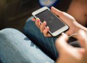 Stop Charge HP 100 Persen, Simak Penjelasan Dibalik Bahayanya!