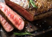 Cara Membuat Steak Daging Sapi Kurban, Ini Tipsnya Biar Empuk!