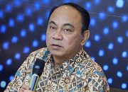 Starlink Disebut Bahaya, Menkominfo: Lebih Bahaya WhatsApp