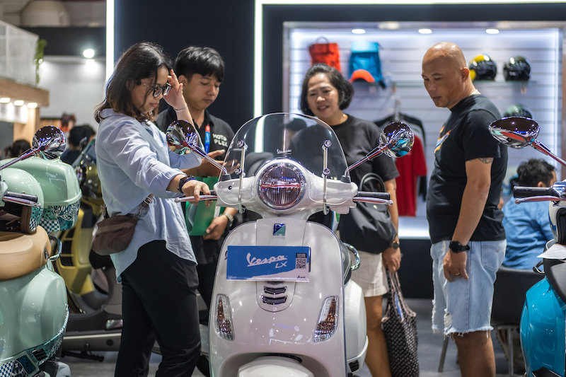 piaggio-hadir-di-jakarta-fair-2024,-intip-berbagai-promo-yang-ditawarkan
