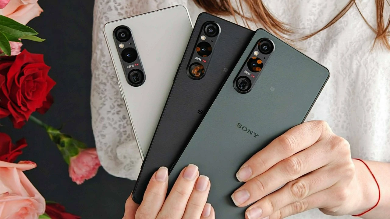 xperia-1-vii-sony:-kemunculan-awal-bocoran-smartphone-terbaru
