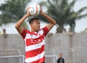 BRI Liga 1: Koko Ari Araya Bertahan di Madura United, Persebaya Ogah Tebus Sisa Kontrak?