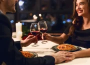 5 Referensi Outfit yang Bikin Kamu Keliatan Elegan saat Fine Dining