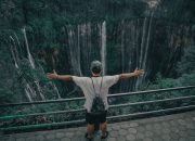 10 Air Terjun Terindah di Indonesia yang Harus Dikunjungi