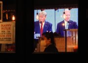 Apakah Perdebatan Biden dan Trump Mengubah Pikiran Anda?  Kami Ingin Mendengar Pendapat Anda