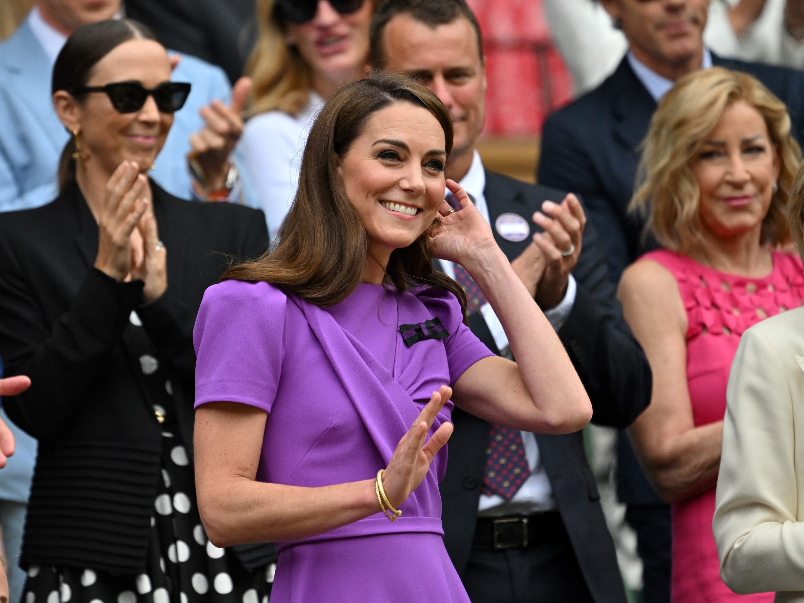 semua-selebriti-papan-atas-terlihat-di-wimbledon,-turnamen-tenis-utama-di-london