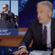 jon-stewart-bereaksi-terhadap-upaya-pembunuhan-trump-di-comedy-central:-“kita-menghindari-bencana”