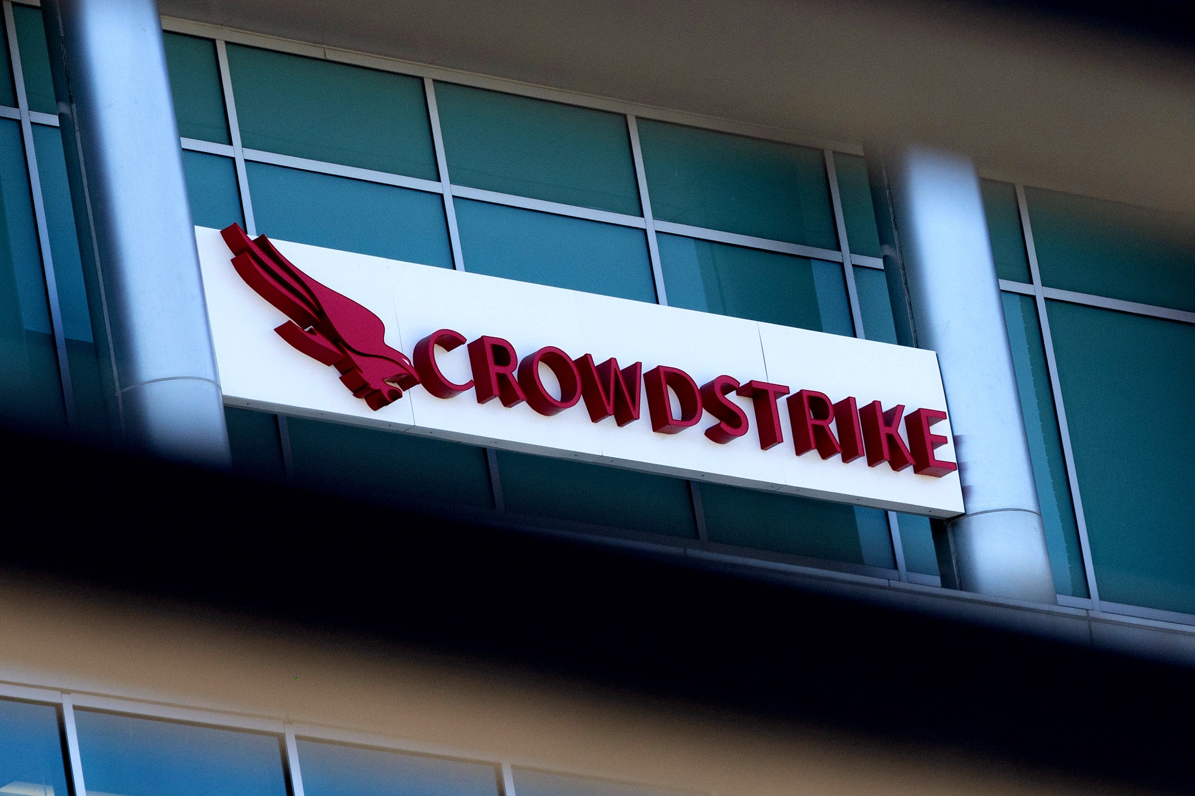 jangan-tertipu-penipuan-pemadaman-crowdstrike