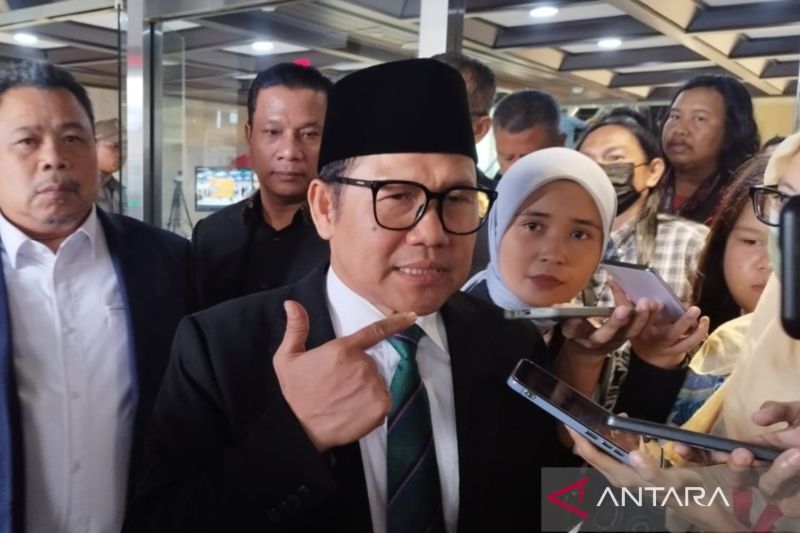 dpr-belum-terima-surpres-terkait-pengganti-hasyim-asy’ari