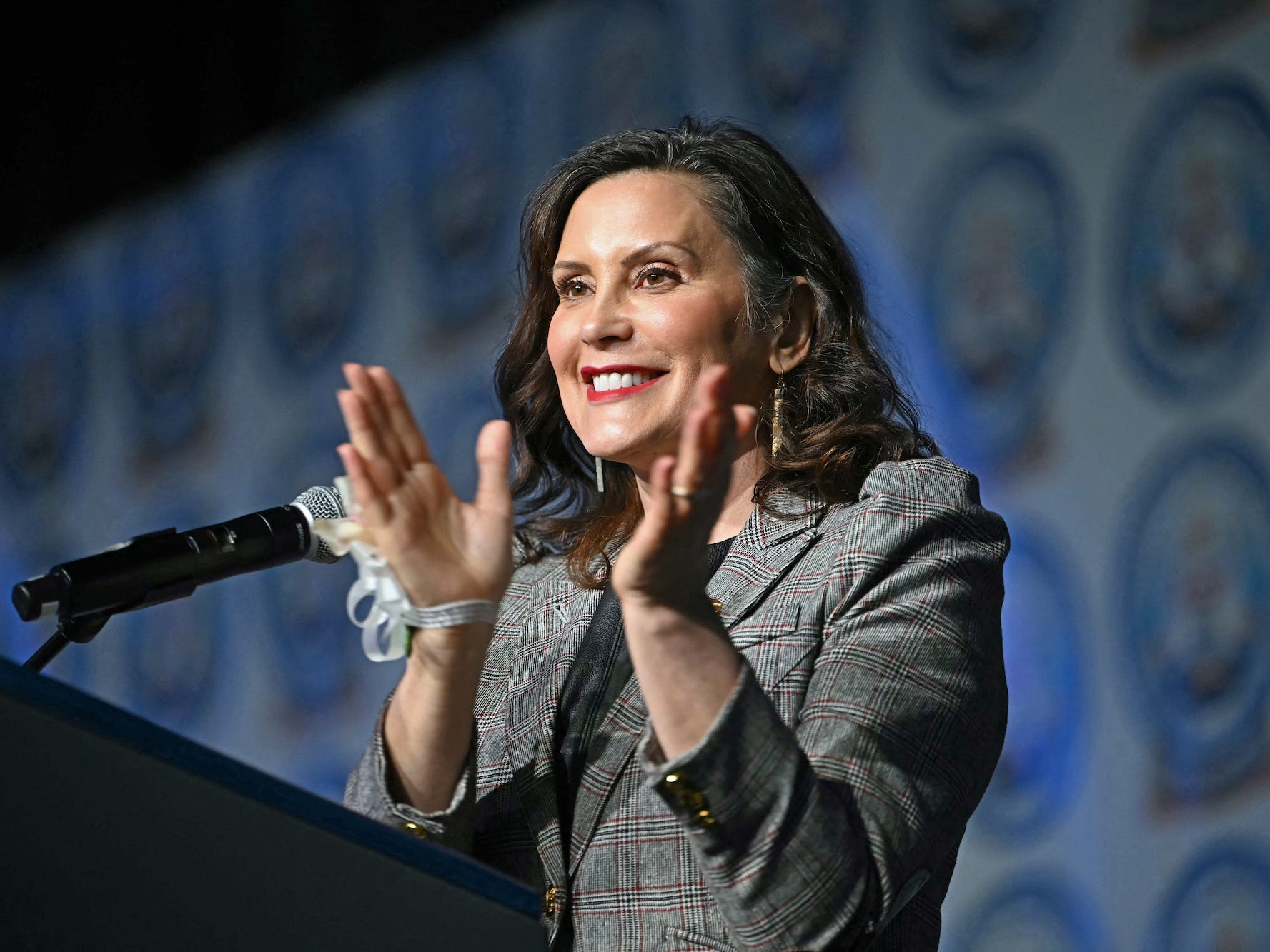 gretchen-whitmer-mengatakan-dia-tidak-ingin-menjadi-wakil-presiden-kamala-harris