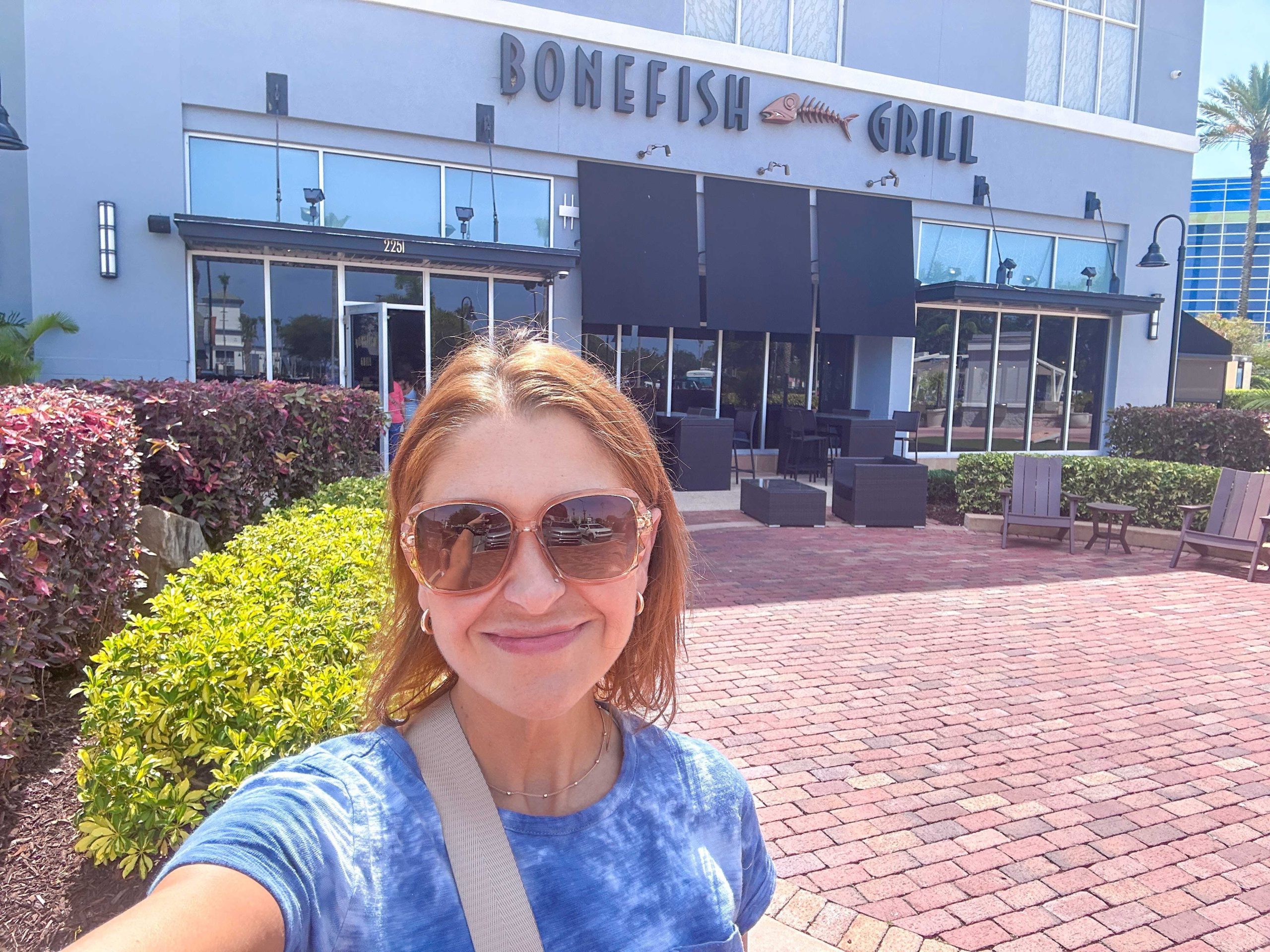 keluarga-saya-yang-beranggotakan-4-orang-mencoba-bonefish-grill-untuk-pertama-kalinya-makanan-seharga-$120-yang-kami-santap-begitu-lezat-sehingga-tempat-ini-mungkin-akan-menjadi-restoran-favorit-baru-kami.