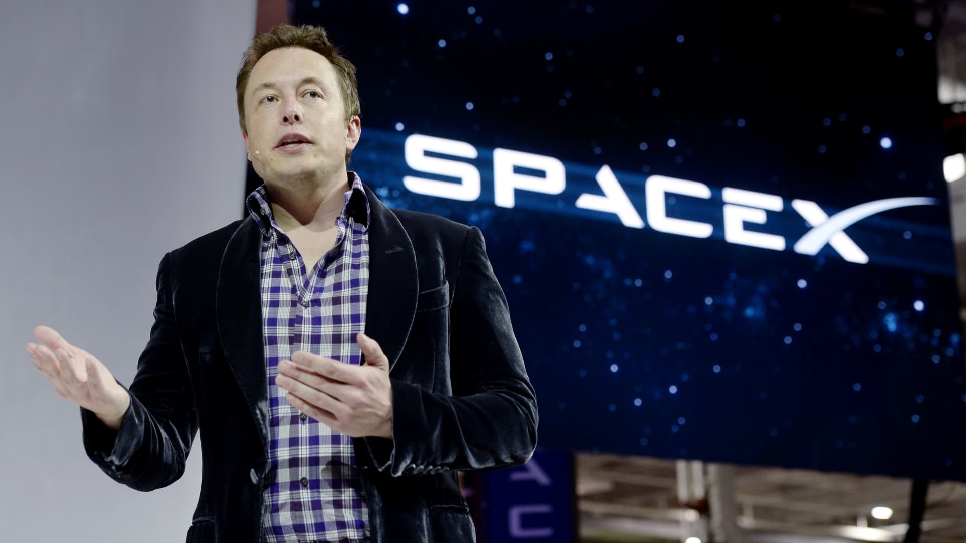 kecam-uu-lgbtq+-di-california,-elon-musk-pindahkan-markas-spacex-dan-x
