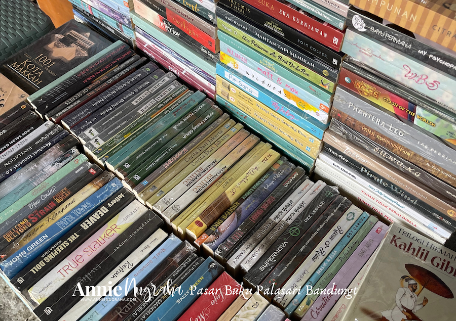 jejak-jejak-literasi-di-pasar-buku-palasari-bandung