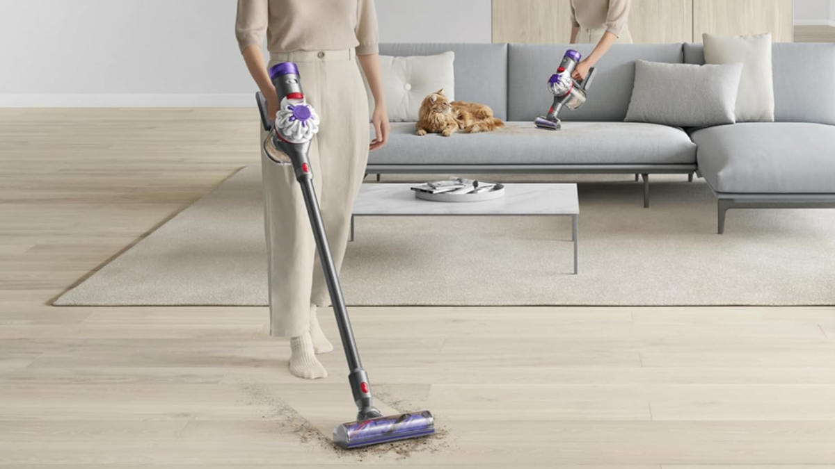 dyson-v8-extra-mendapat-diskon-$100-di-amazon