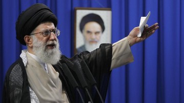 khamenei-soal-kematian-bos-hamas:-tugas-kami-balas-darahnya-ke-israel