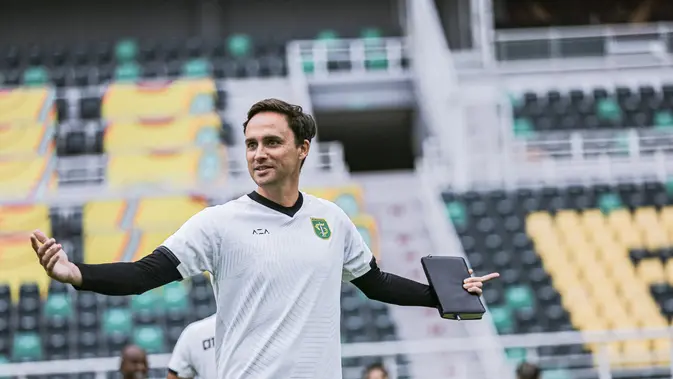 persebaya-makin-serius-menatap-musim-baru-liga-1,-paul-munster-siapkan-5-laga-uji-coba