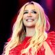 kesha-merayakan-‘joyride’-sebagai-artis-independen-|-billboard-news