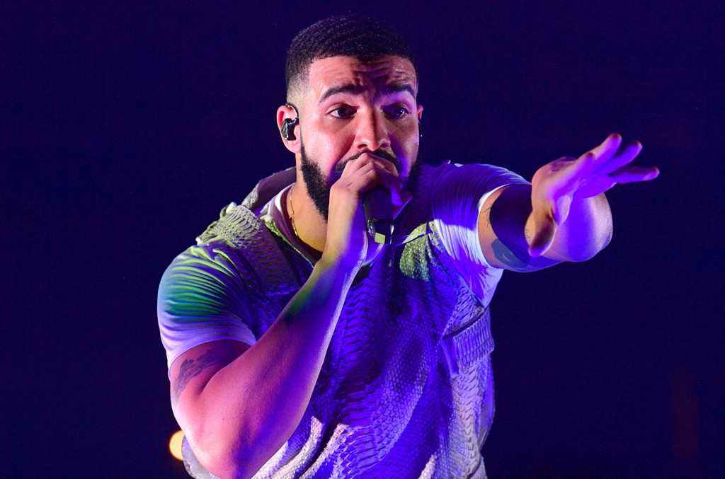 drake-akan-segera-rilis-musik-baru-di-tengah-perseteruan-dengan-kendrick-lamar,-kata-dj-akademiks