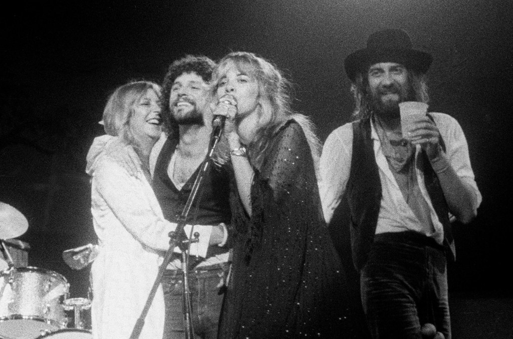 mick-fleetwood-mac-berharap-adanya-‘penyembuhan’-antara-stevie-nicks-dan-lindsey-buckingham