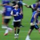 messi-ungkap-pemain-argentina-main-kartu-dan-tidur-larut-jelang-final
