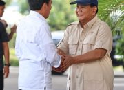 Ekonomi Terpuruk, Prabowo Diminta tak Gegabah Susun Kabinet