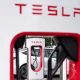 pangsa-pasar-kendaraan-listrik-tesla-yang-besar-tidak-pernah-berkelanjutan