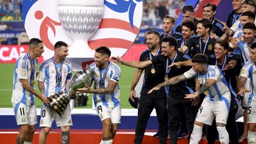 argentina-samai-rekor-spanyol,-raih-hattrick-juara-beruntun