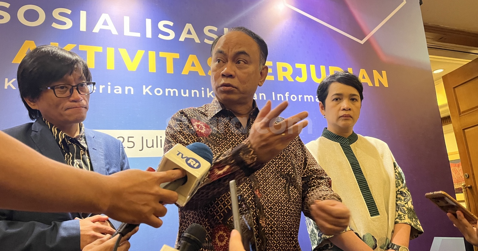 kominfo-batasi-transfer-pulsa-rp-1-juta-per-hari,-ini-alasannya