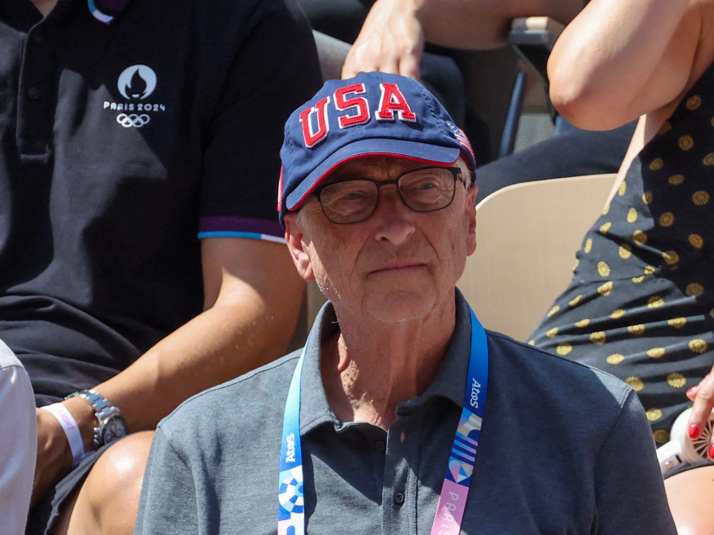 bagaimana-miliarder-seperti-bill-gates-dan-anant-ambani-menikmati-olimpiade-2024