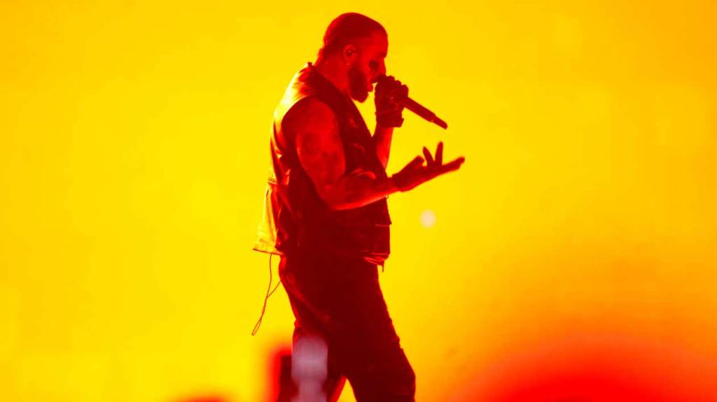 drake-umumkan-album-baru-bersama-partynextdoor,-tayang-perdana-‘wah-gwan-delilah’-di-toronto