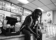 Shwayze dan Wiz Khalifa Beraksi di Video untuk Lagu Baru ‘Smoke Too Soon’: Tonton