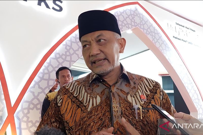 ridwan-kamil-disebut-berpotensi-duet-dengan-ahmad-syaikhu-jika-pks-gabung-kim-plus
