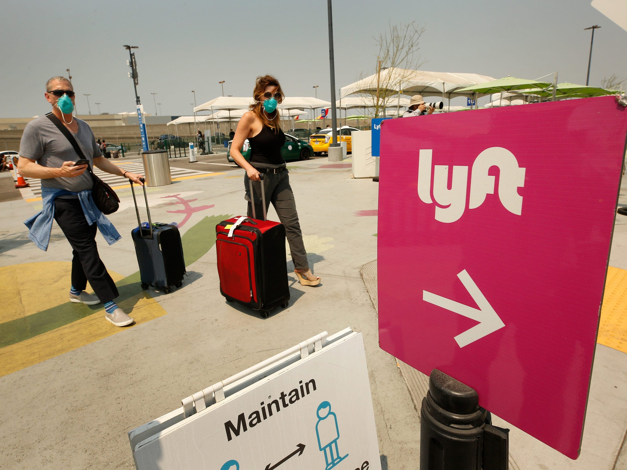lyft-baru-saja-menaikkan-taruhannya-dalam-pertempuran-melawan-uber-dengan-membidik-kenaikan-harga