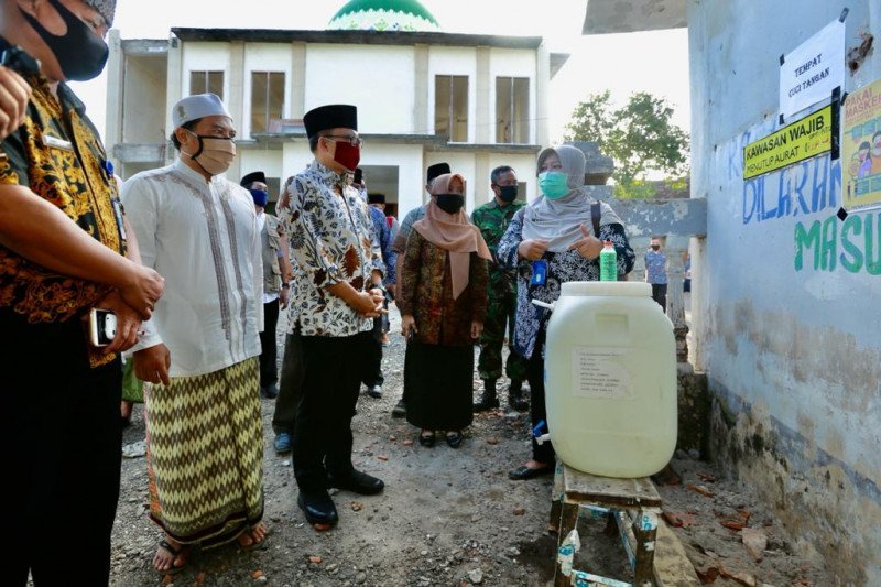 pupr-bangun-sarana-dan-prasarana-sanitasi-ponpes-sebanyak-1.279-unit