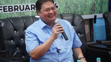 dewan-pakar-golkar-soal-airlangga-mundur:-something-wrong,-ada-sesuatu