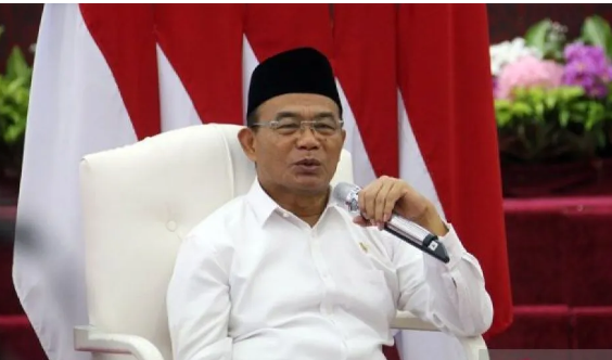 menko-pmk-dorong-pemanfaatan-produk-kesehatan-lokal-untuk-masyarakat