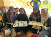 Partisipasi Tim KKN UNISNU Jepara dalam Kelompok Wanita Tani Desa Somosari