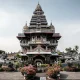 graha-bunda-maria-annai-velangkanni:-gereja-katolik-bergaya-india-mughal-di-medan
